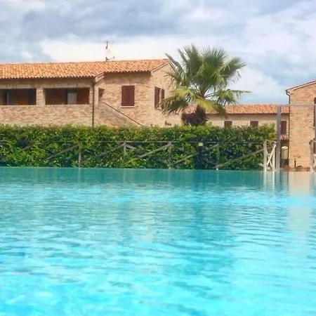 Casale Torrenova Al Conero Lägenhet *