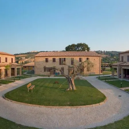 Casale Torrenova Al Conero * Potenza Picena