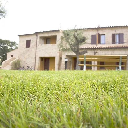 Casale Torrenova Al Conero * Potenza Picena